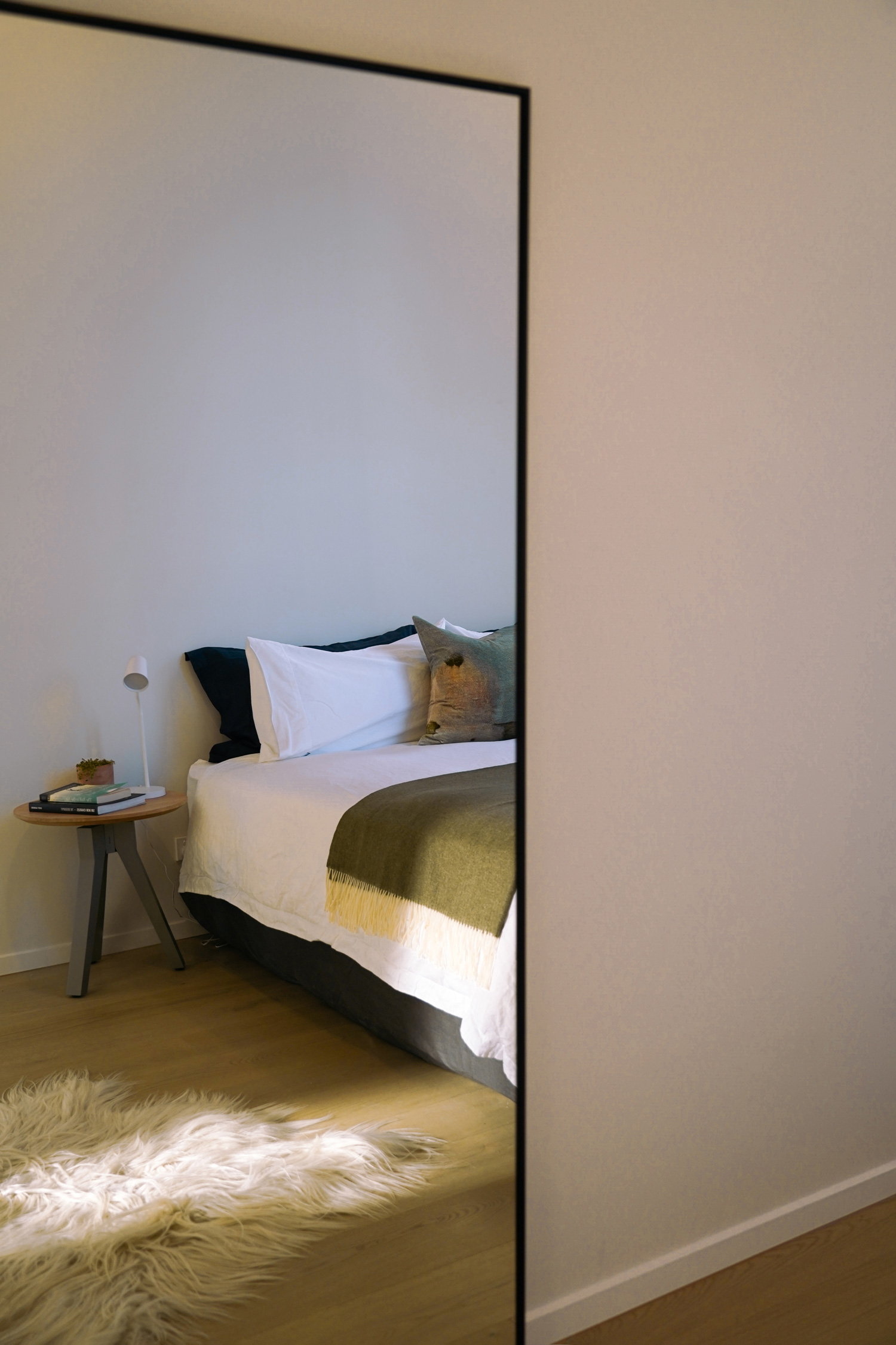 L_BEDROOM_IMG-1